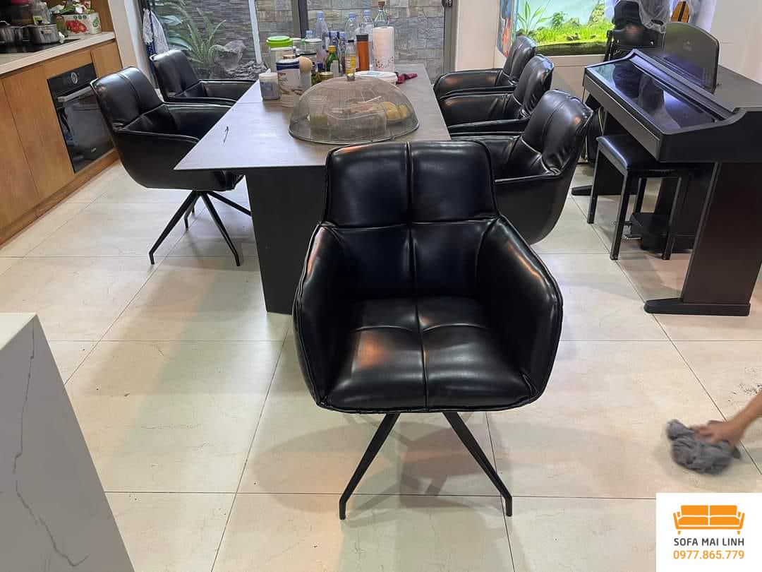 ghe ban an da da boc lai